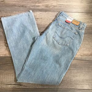 NWT Levi's Signature Womens Jeans Low Rise Boot Cut Light Wash Denim Size 8 M